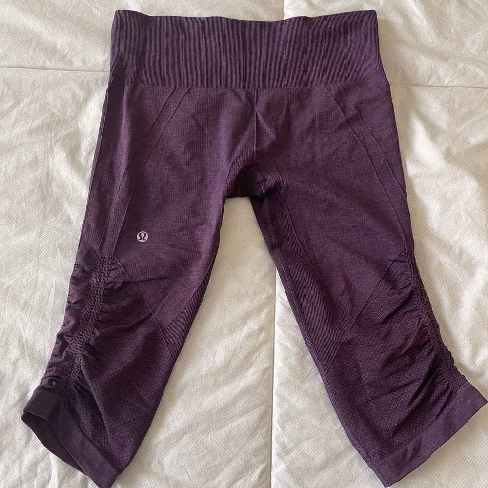 Lululemon Purple/Plum In The Flow Capri